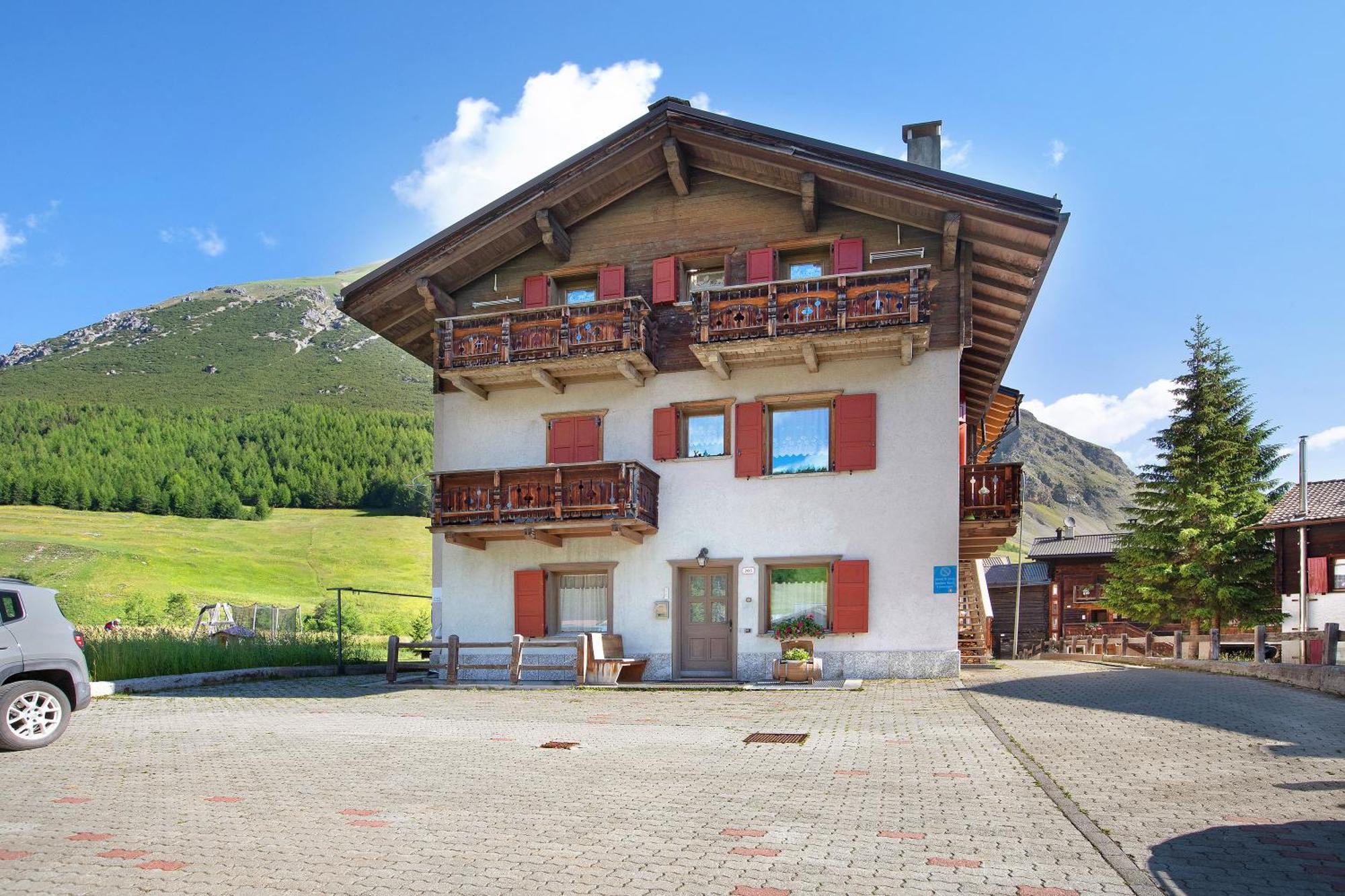 Appartamenti Lorenza 3 Baite Giotto Ливиньо Экстерьер фото